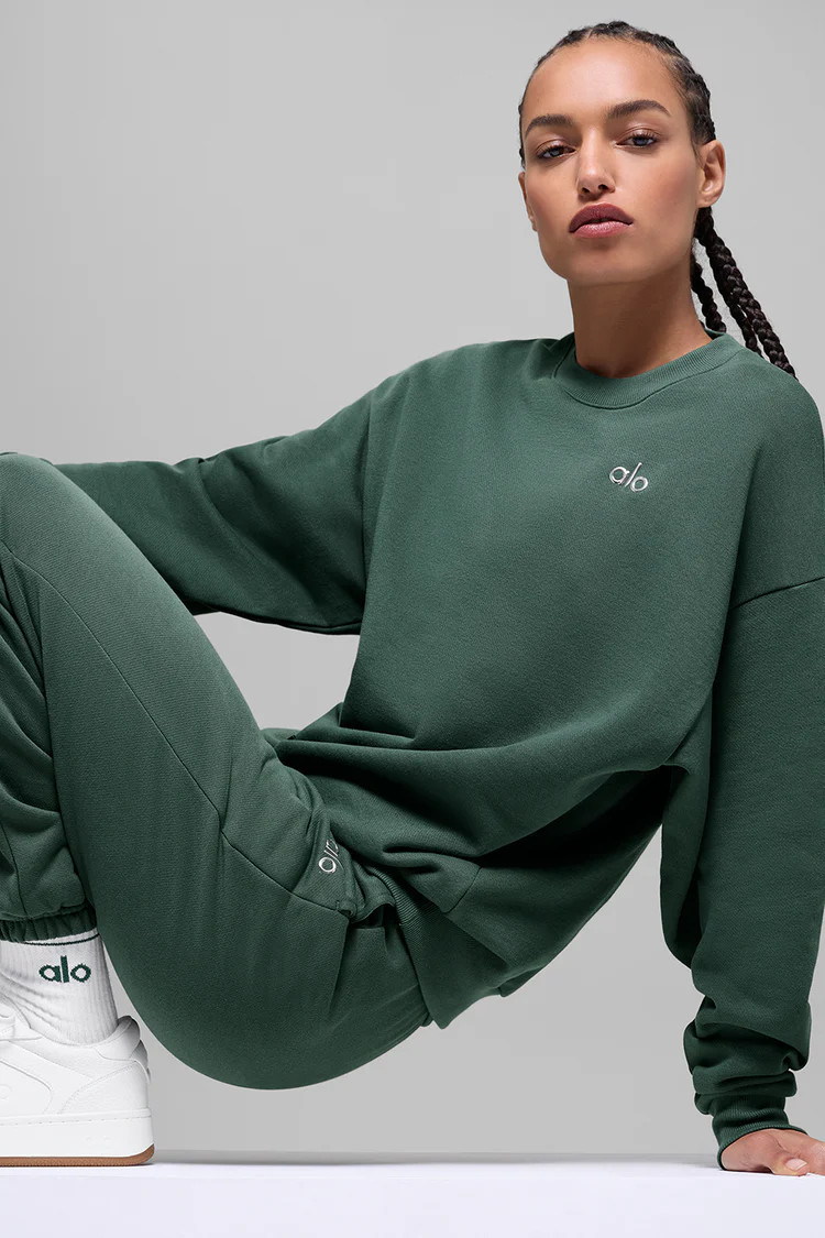 Accolade Crew Neck Pullover - Clover Green | Alo Yoga (US)