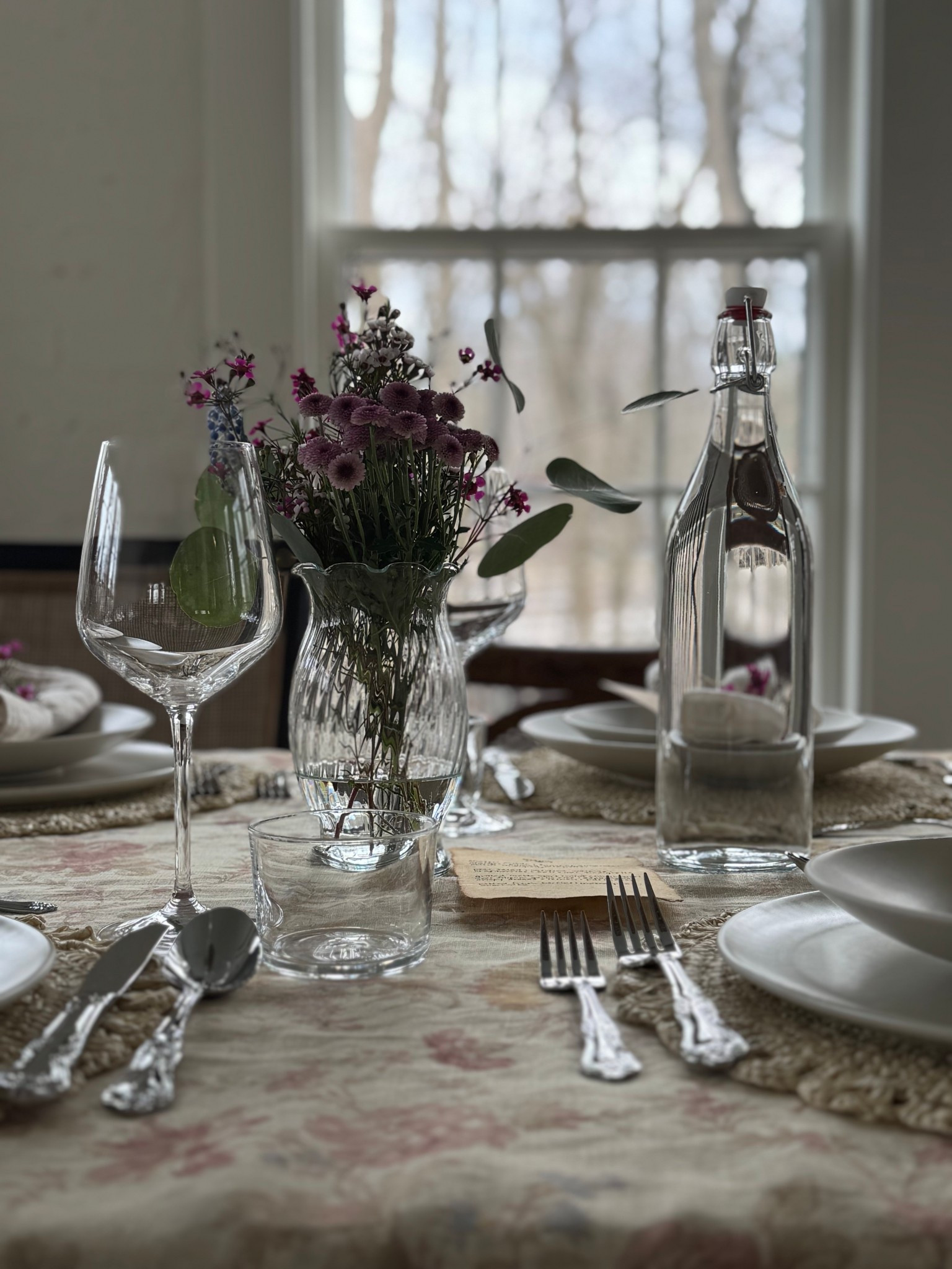 We used simple glassware for the table and it was practical and beautiful 🥂

#LTKHome