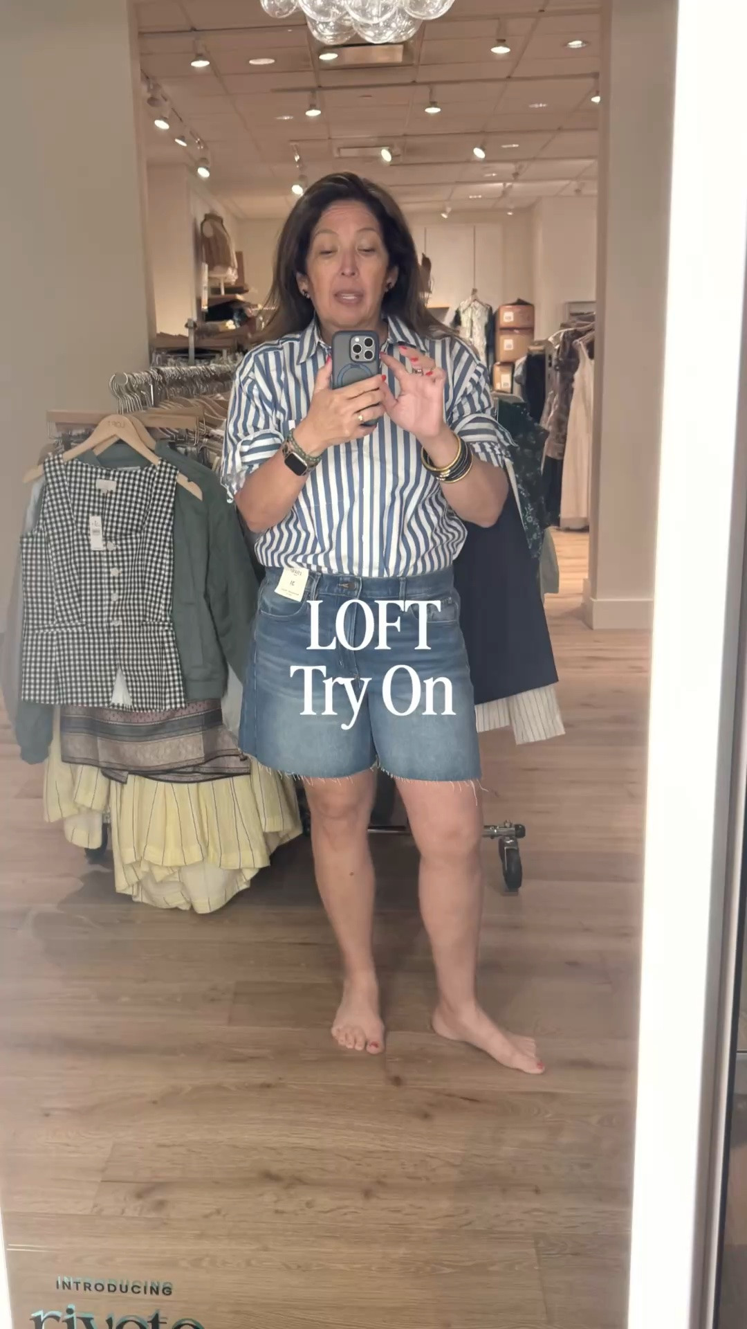 I stopped at LOFT this weekend to return a piece for a client and I decided to try on a few pieces that could work for summer fun or work. 

Turns out everything is 50% off 👀

Summer pieces worth grabbing ⬇️

#LoftStyle #SummerStyle #TryOnHaul #SaleAlert

#LTKootd #LTKSaleAlert #LTKWorkwear
