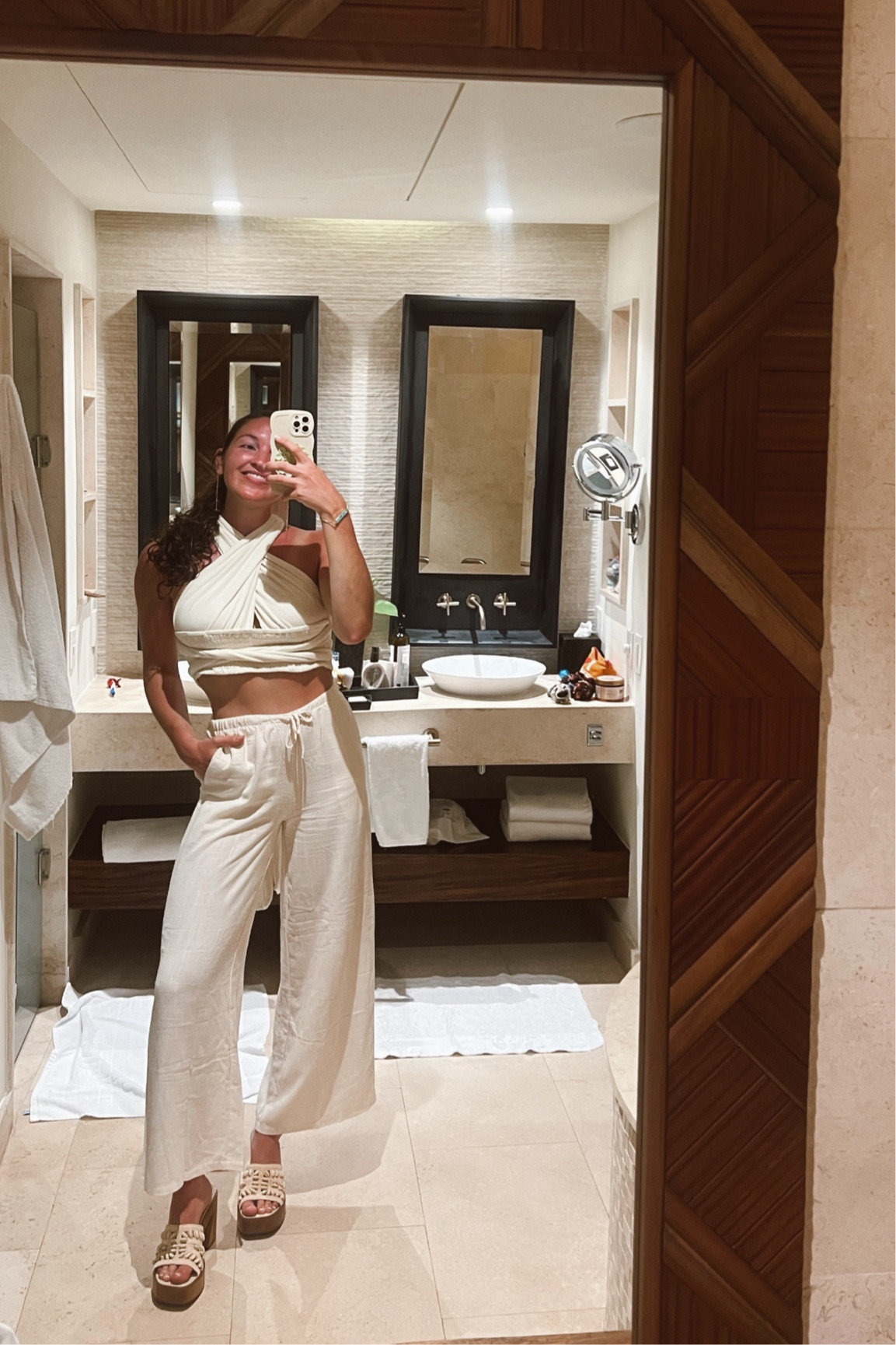 all white linen look 🧼 

#LTKSeasonal #LTKstyletip #LTKFestival