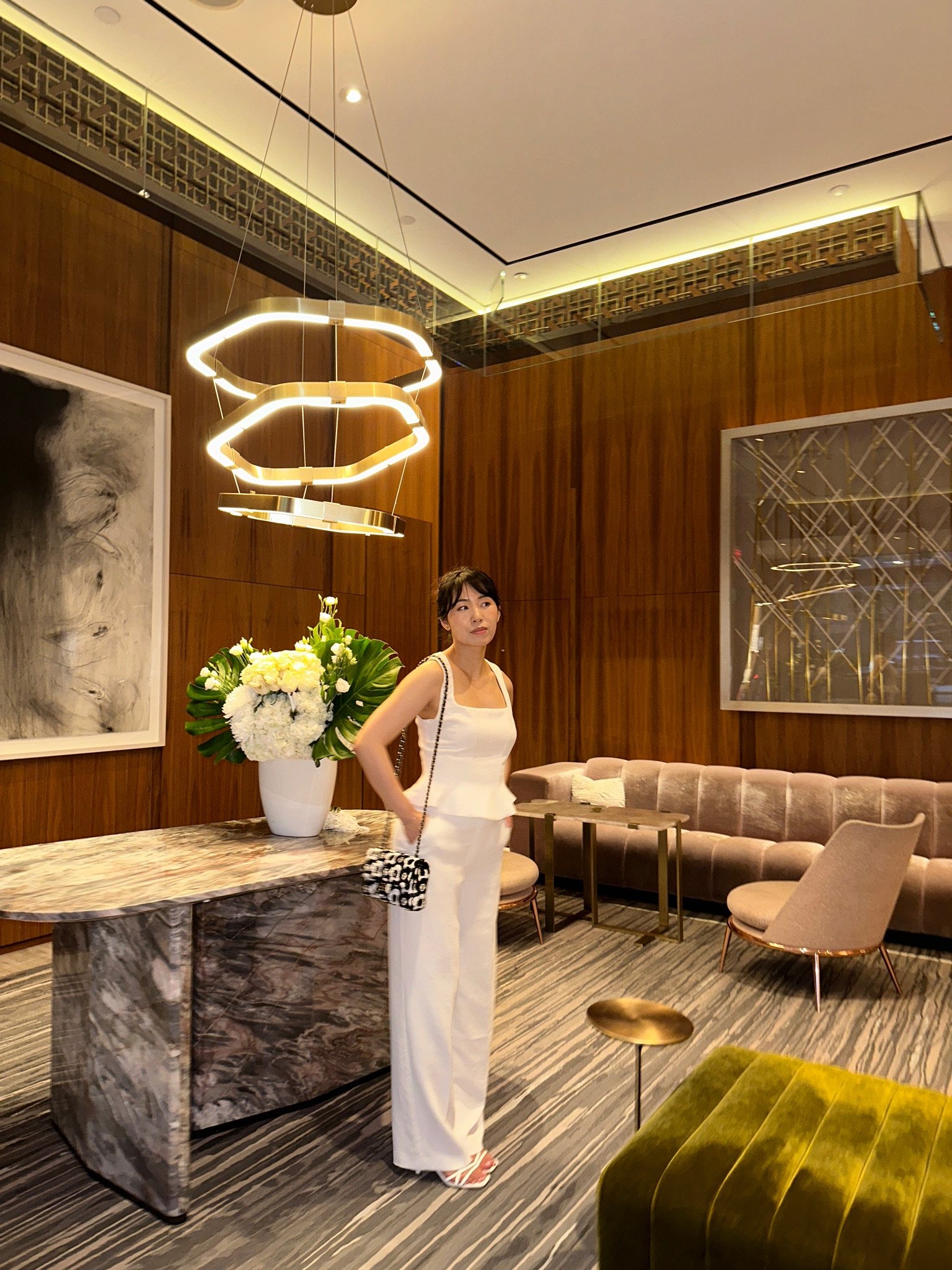 Summer = all white outfits 🤍