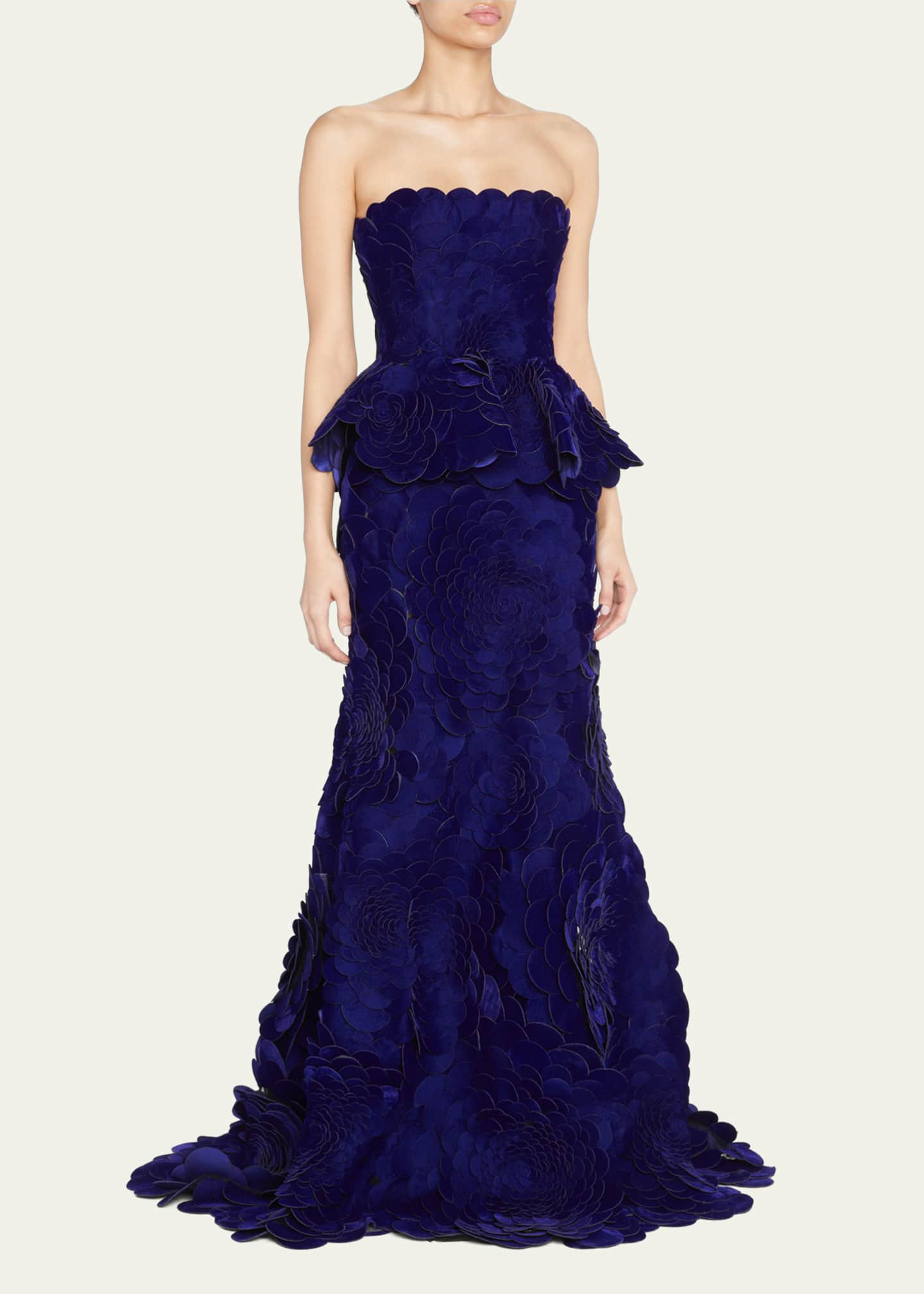 Oscar de la Renta Velvet Petal Strapless Trumpet Gown | Bergdorf Goodman