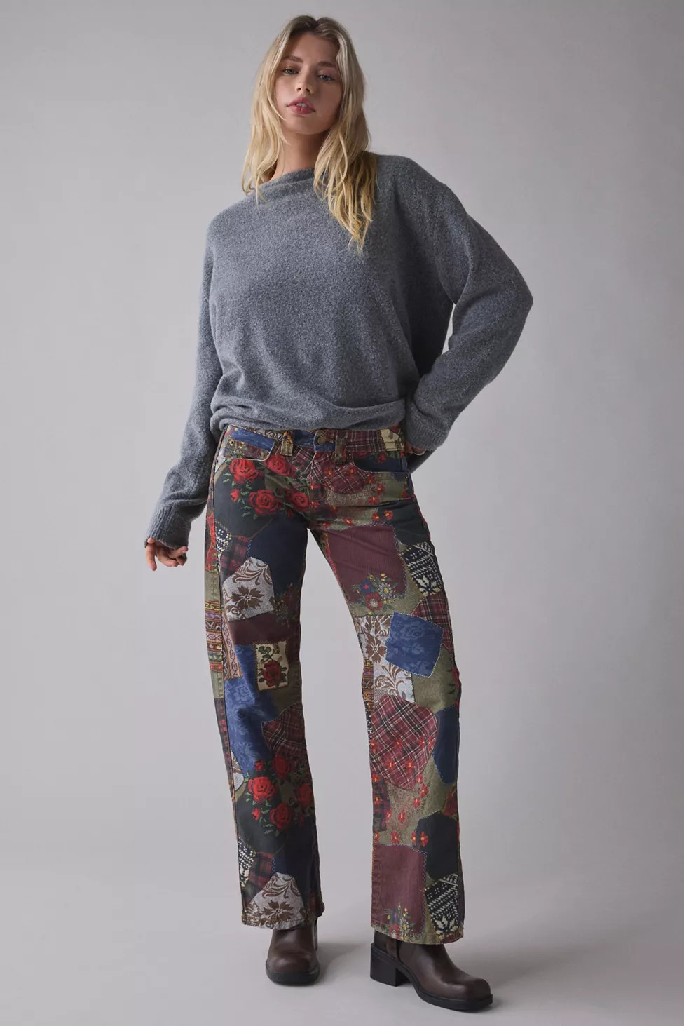 BDG Kayla Cotton Canvas Low-Rise Pant | Urban Outfitters (US and RoW)