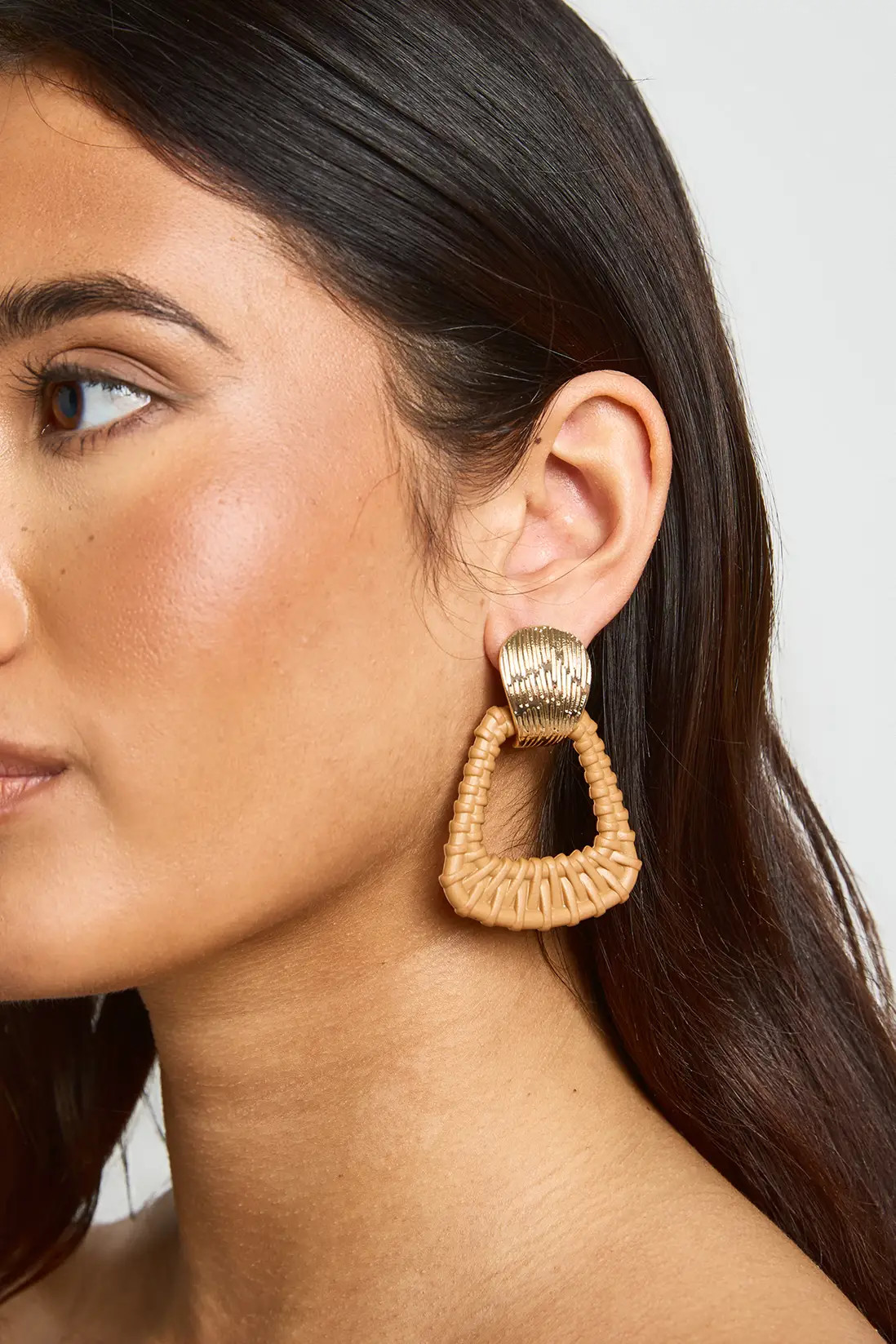 Natural boohoo Rattan Oversized Door Knocker Earrings | PrettyLittleThing USA | PrettyLittleThing US