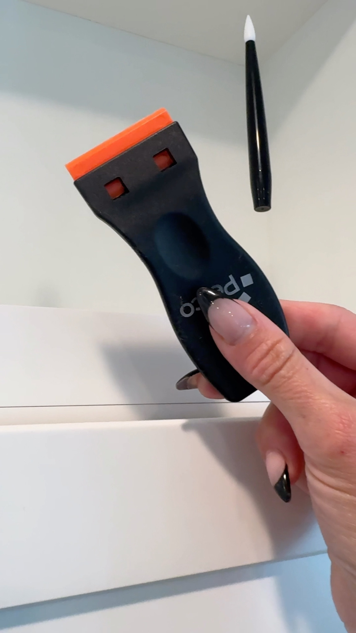 I found the BEST tool for removing devotions without damaging paint or cabinet surfaces and it’s UNDER $10. Shop it for the holiday season and start decorating now🎄🎄🎄

#LTKHome #LTKSeasonal #LTKHoliday