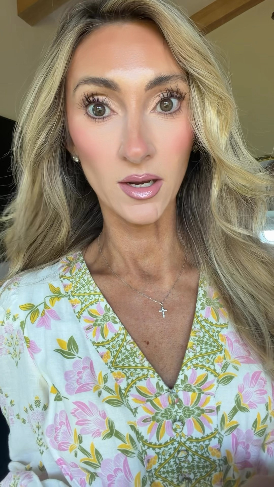 Obsessed with my new lipgloss! Shade 447

Makeup, beauty, lipgloss, Chanel

#LTKootd #LTKgrwm #LTKdayinmylife