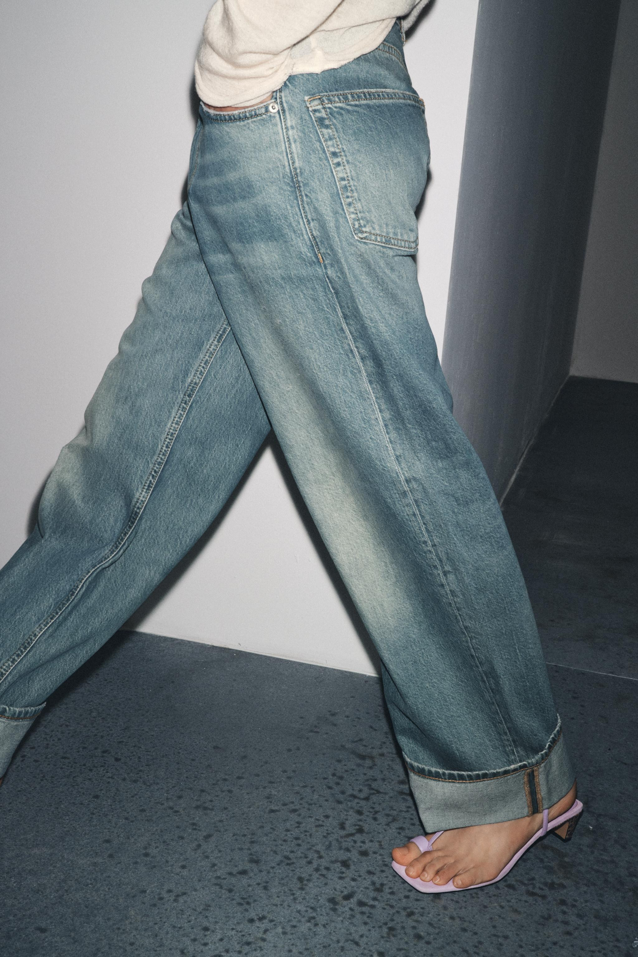 ZW COLLECTION MID-RISE BAGGY JEANS | Zara US
