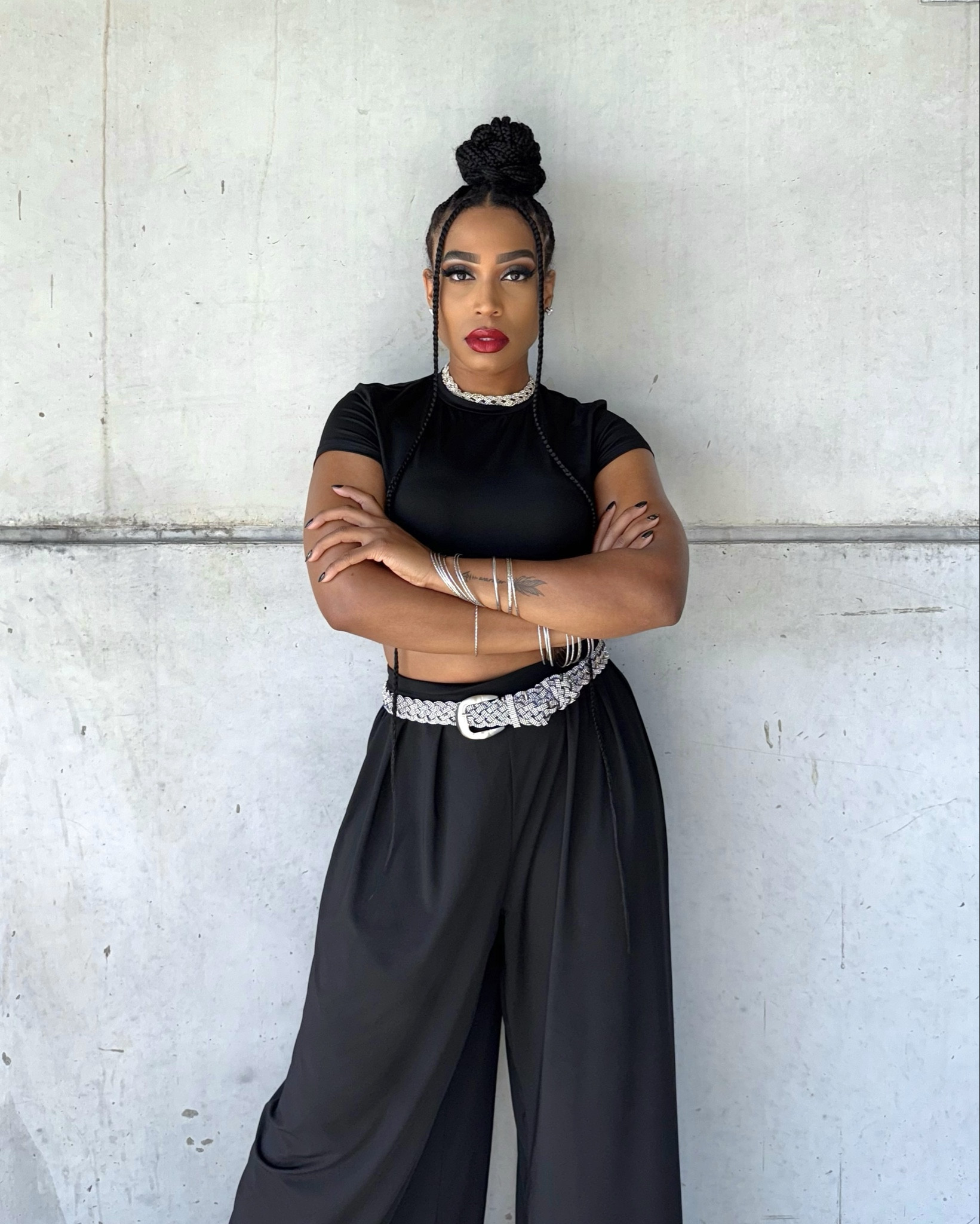 An all black look with pops of bling is always a mood ❤️‍🔥❤️‍🔥❤️‍🔥

#LTKFindsUnder100 #LTKStyleTip #LTKMidsize