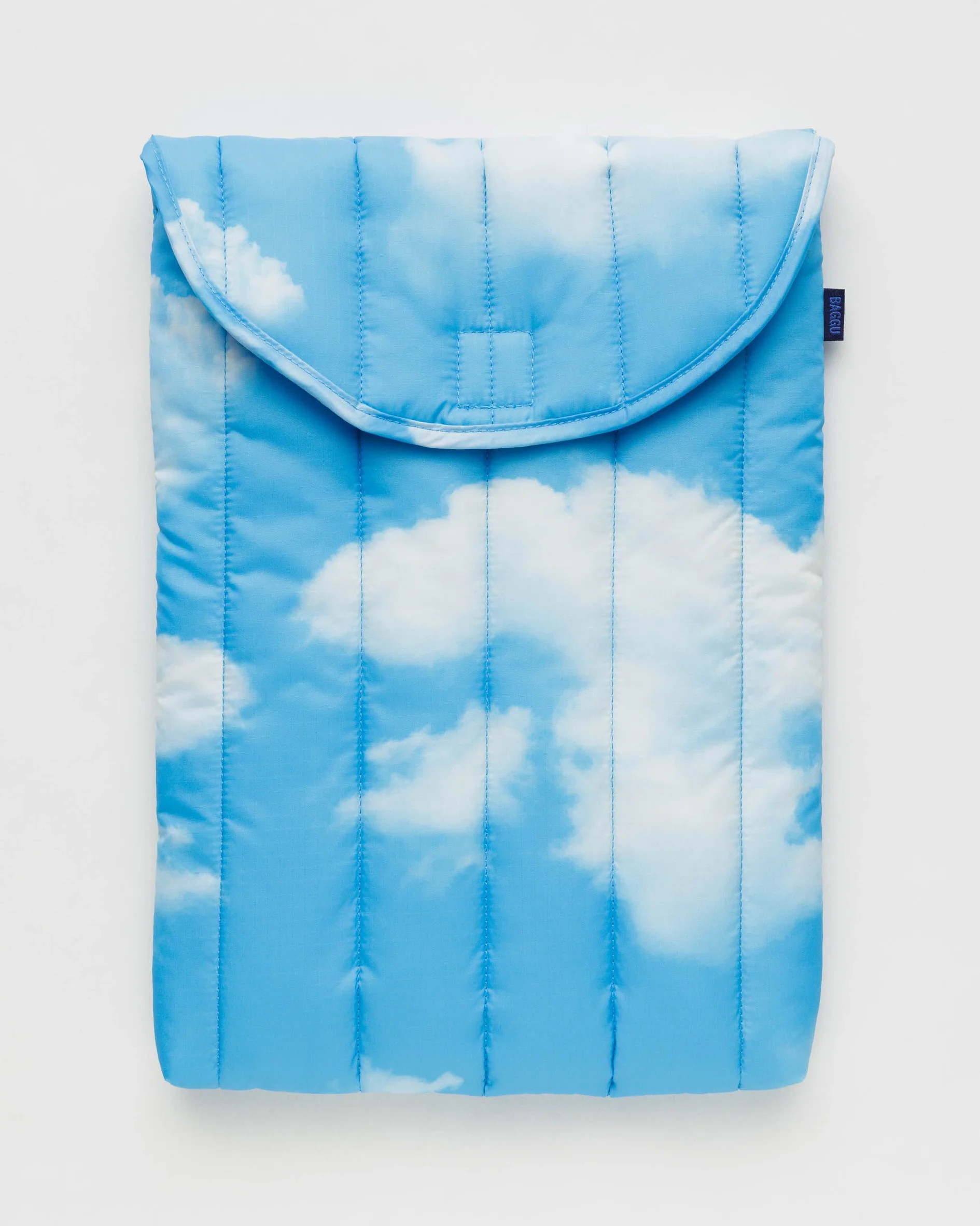 Puffy Laptop Sleeve 16" : Clouds - Baggu | BAGGU
