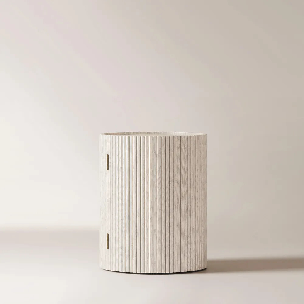 Elliot 16" Solid Oak Side Table | Hernest