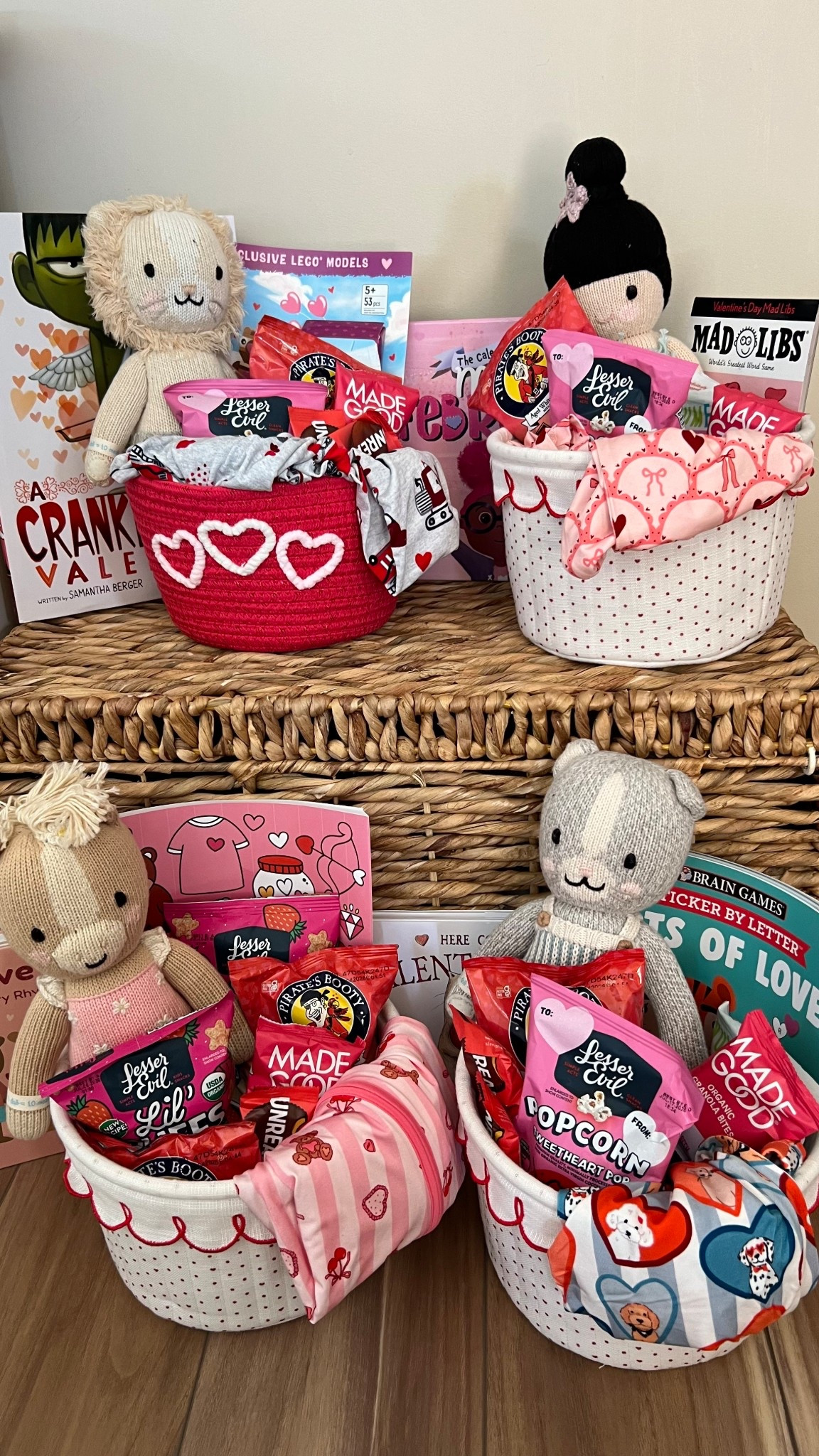 Valentines Day basket Inspo