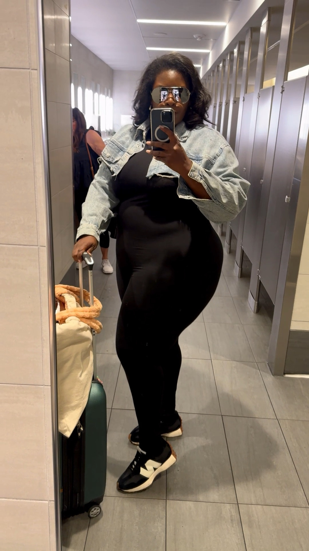 My airport fit for a quick getaway  

#LTKootd #LTKTravel #LTKPlusSize