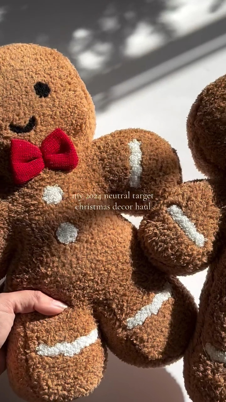 POV: you’re a neutral Christmas decor girly 🎄 #target #targetchristmas #neutralchristmasdecor