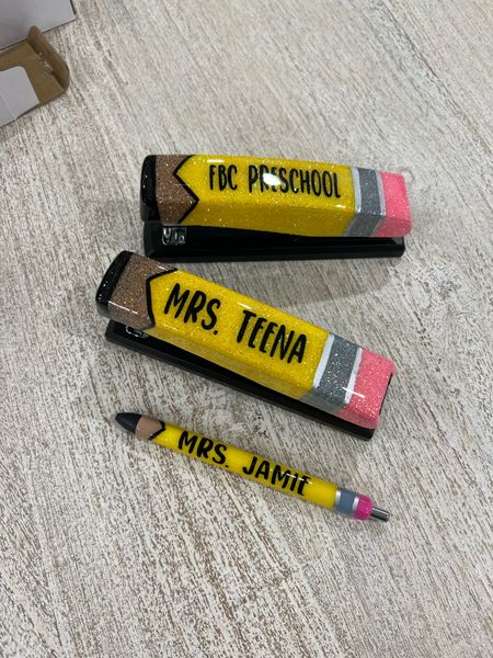 Teacher gifts. Teacher stapler. Personalized stapler. Personalized pen  