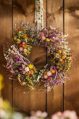 Tansy Garden Dried Wreath | Terrain