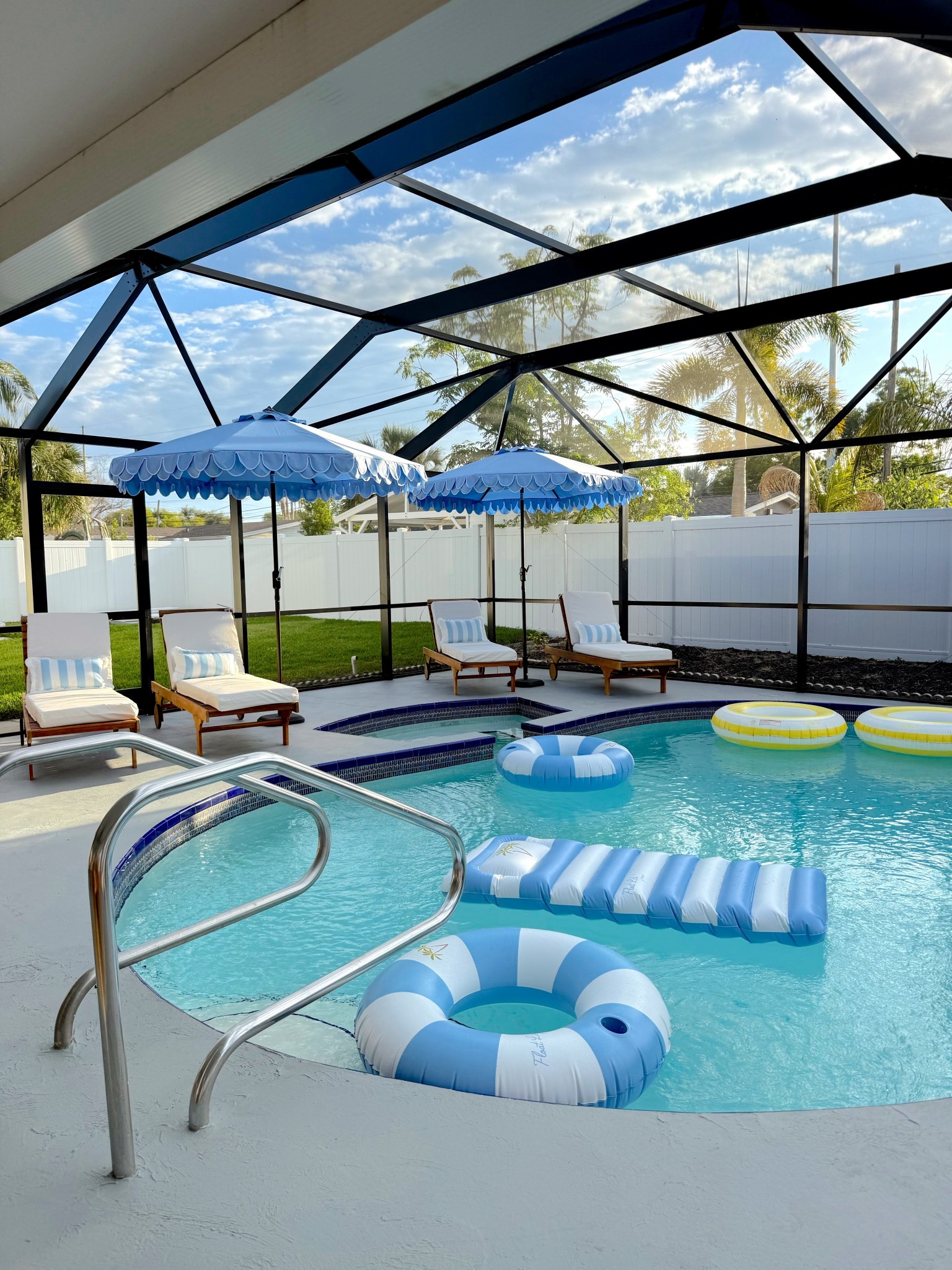 part one of the moving series: THE BACKYARD 😍🏡🌴 just in time for the @wayfair Way Day sale! Up to 80% off, free shipping deals & more 📦 everything fromy trusty ole couch to the entire backyard top to bottom! #ad #wayfairpartner #wayday #wayfair 

shop on @shop.ltk 

#LTKHome