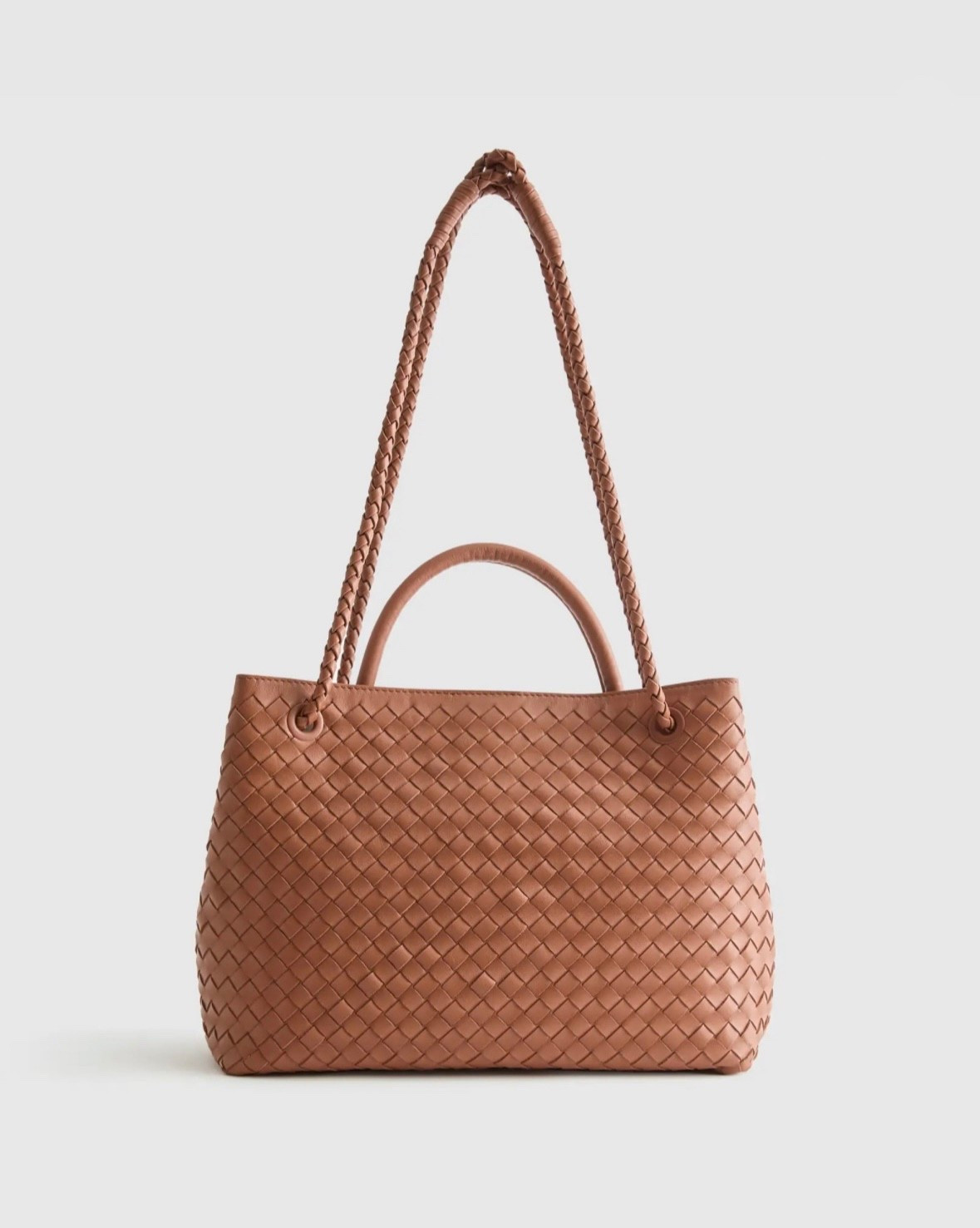 This is the bag of all bags. Timeless, versatile, and chic. Let me break it down for you: Italian leather; handwoven; four colors to choose from; multiple pockets and not too big but not too small; can be a crossbody, an over the shoulder, or short handles to carry. 

#LTKStyleTip #LTKSaleAlert #LTKItBag