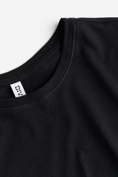 Fitted T-shirt - Black - Ladies | H&M US | H&M (US + CA)