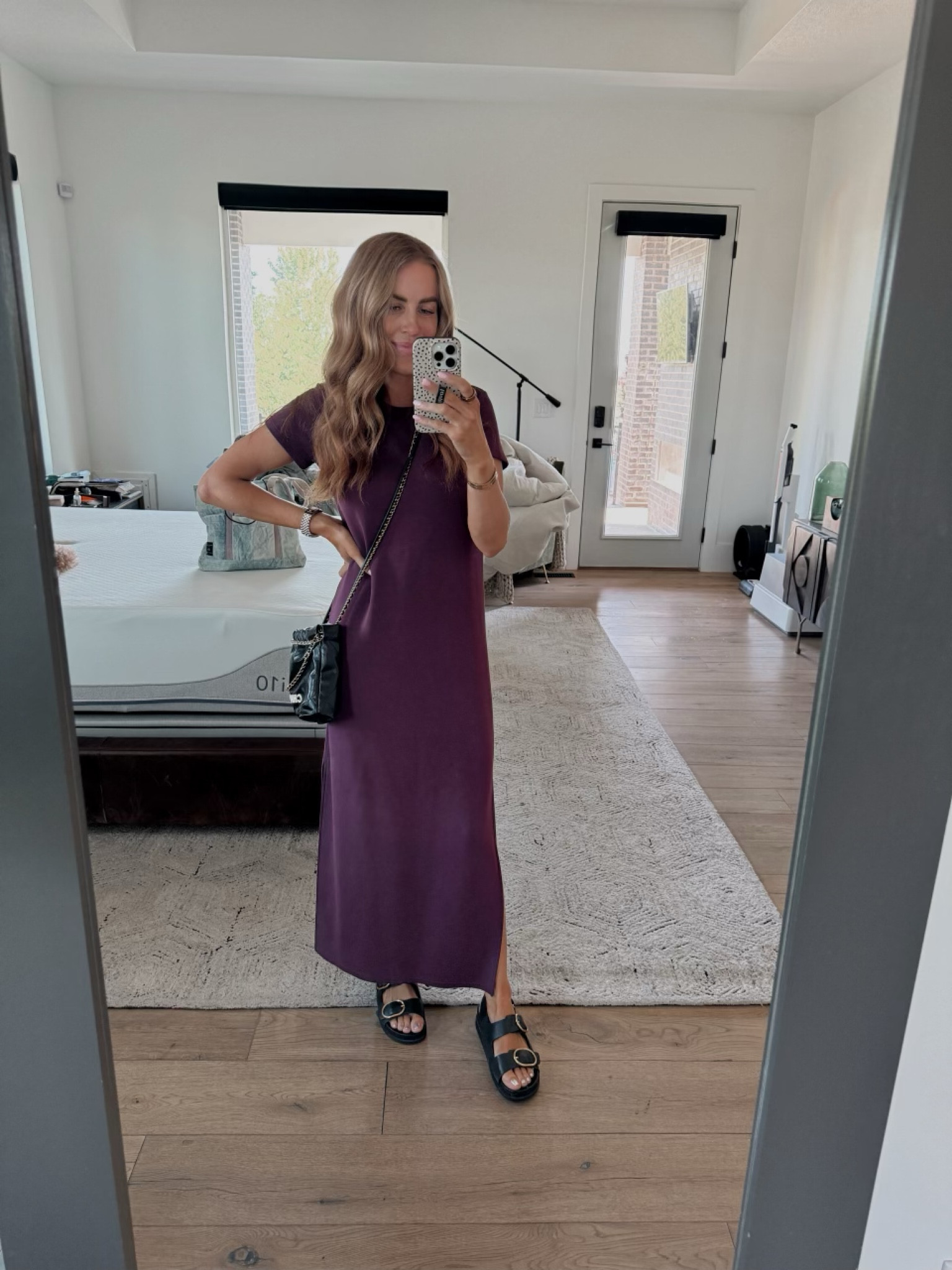 If you want to feel like you’re wearing nothing all day, this is the dress for you haha. @spanx is having their summer clearance sale where you can get up to 70% off selects items! I’m in a small in this dress. 