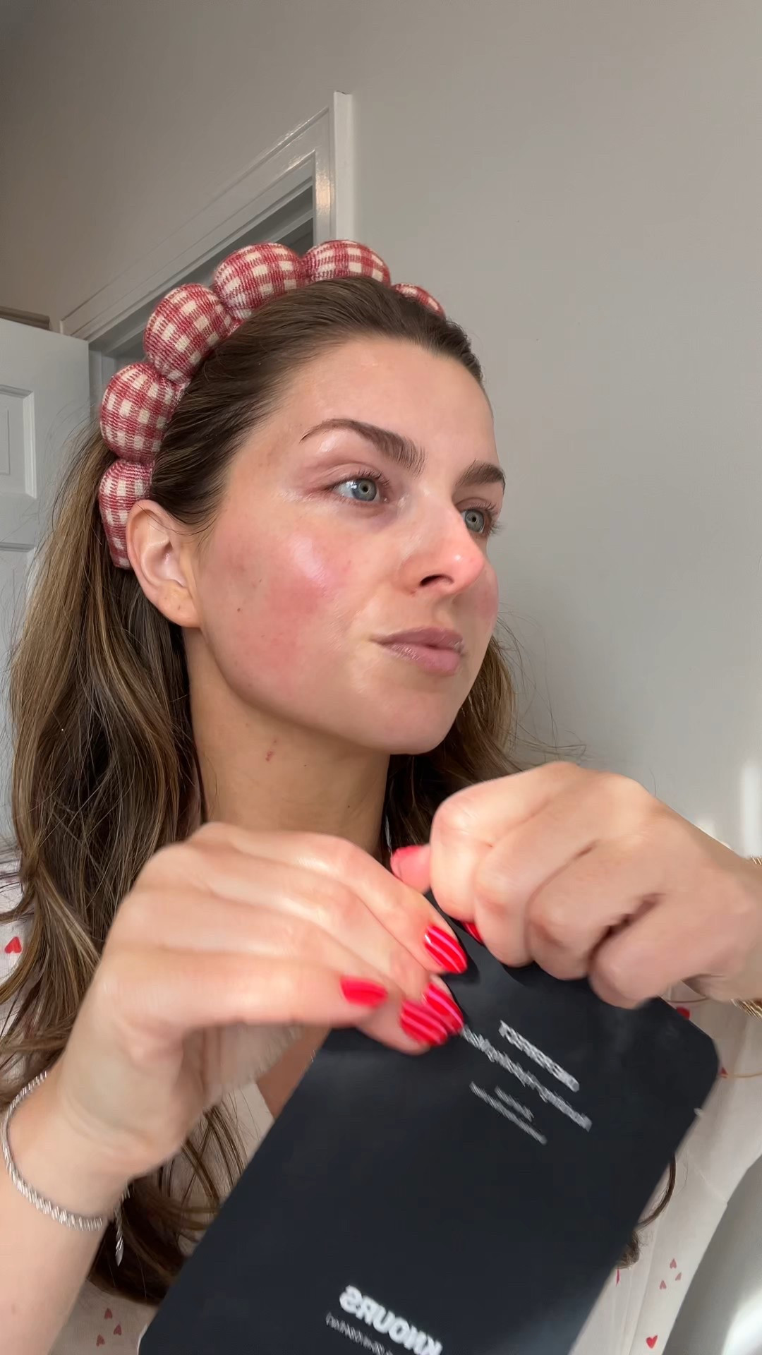 A hydrating & nourishing sheet mask to reset my skin for the week 

#LTKBeauty #LTKgrwm