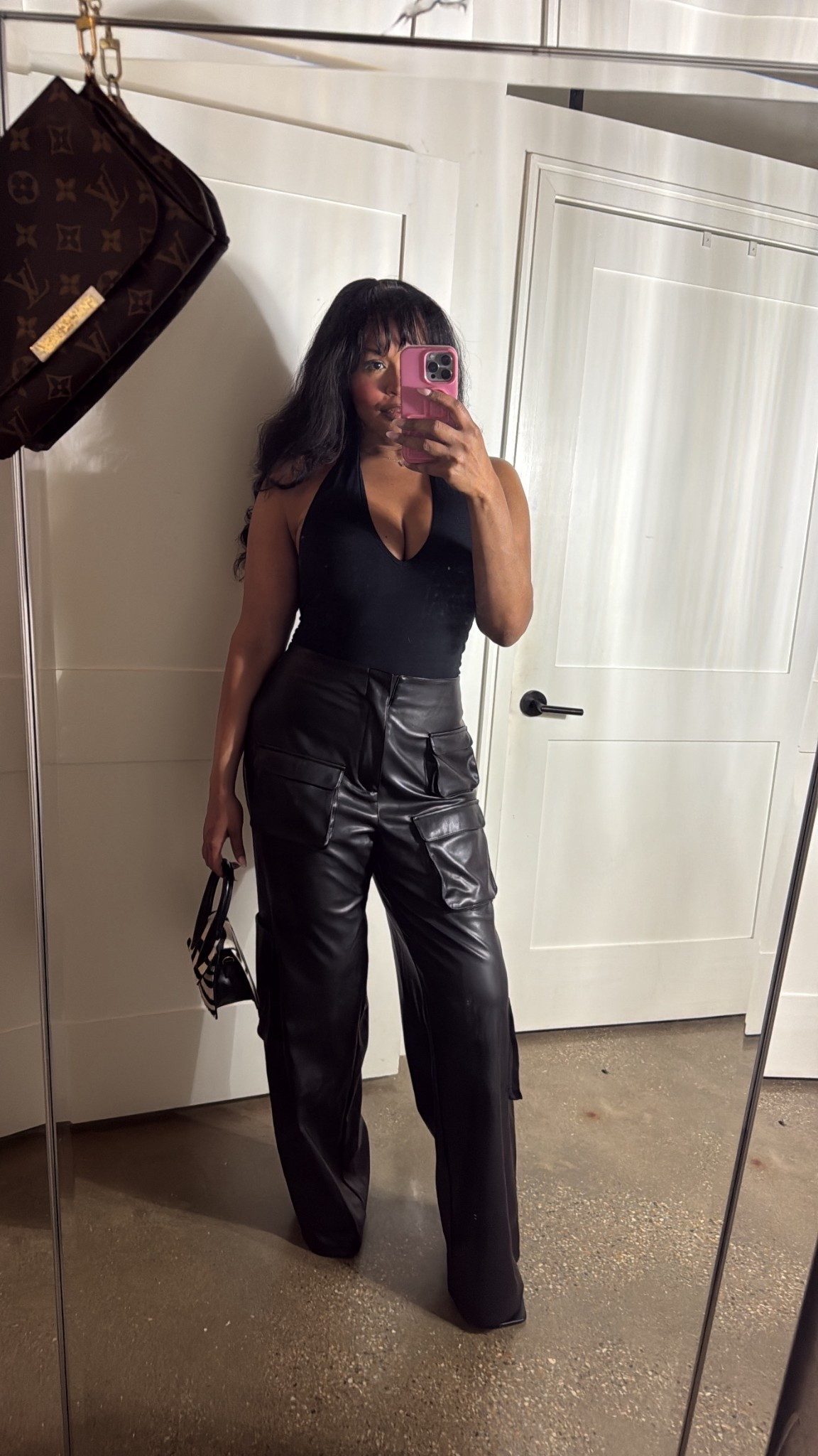 Leather pants are always a good basic! 

#LTKTall #LTKMidsize #LTKootd