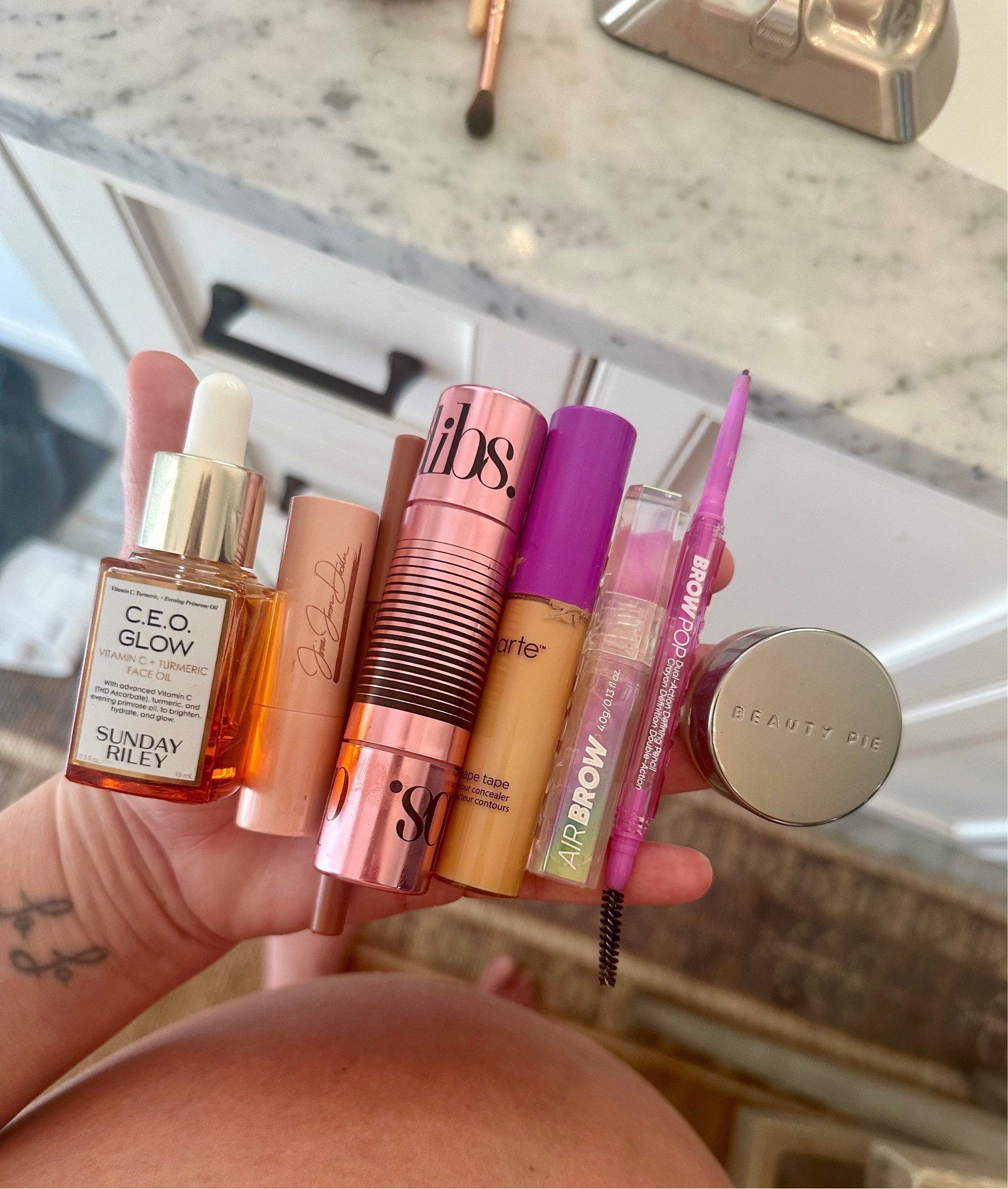 My current makeup essentials!💄💋

#LTKfindsunder50 #LTKbeauty #LTKfindsunder100