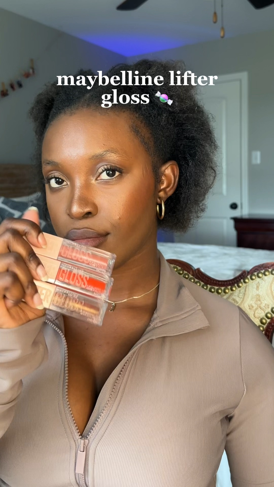 brillo de labios asequible que vale la pena
affordable lip gloss worth it

Lip gloss 
Maybelline 
Europe 
Gift ideas 
Xmas

#LTKGiftGuide #LTKSeasonal #LTKHolidaySale