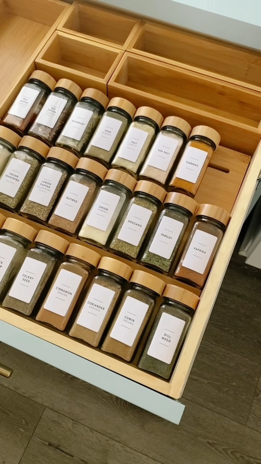 Kitchen organization ideas

Kitchen organizing, asmr organizing, aesthetic organizing, kitchen organizer, kitchen drawer organizer, spice organization, kitchen must haves, amazon organization

#LTKFind #LTKSeasonal #LTKhome