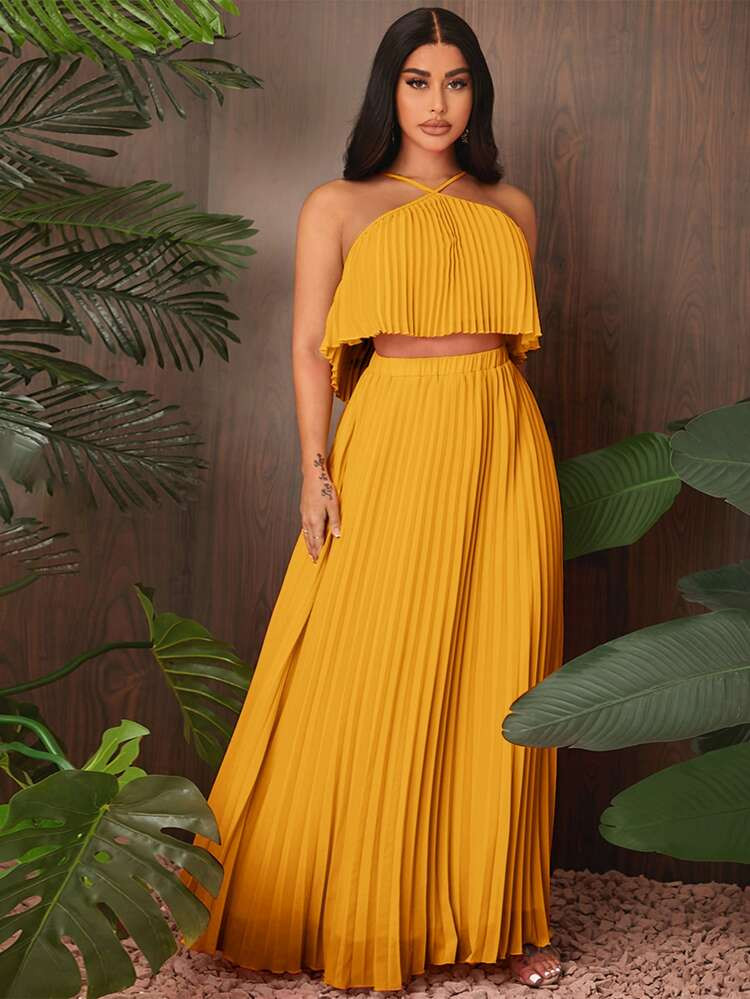 SHEIN SXY Solid Pleated Halter Top & Skirt | SHEIN