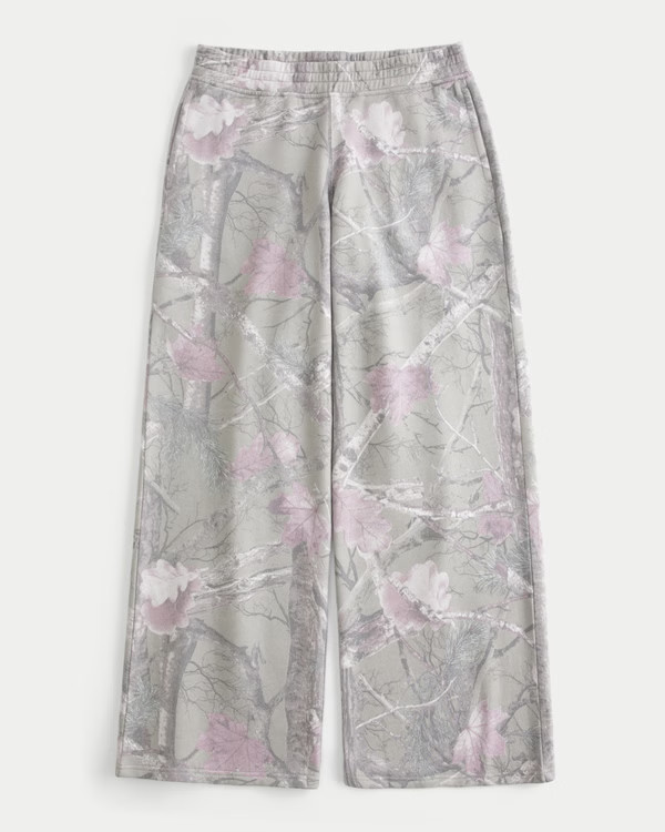 Camo Baggy Sweatpants | Hollister (US)