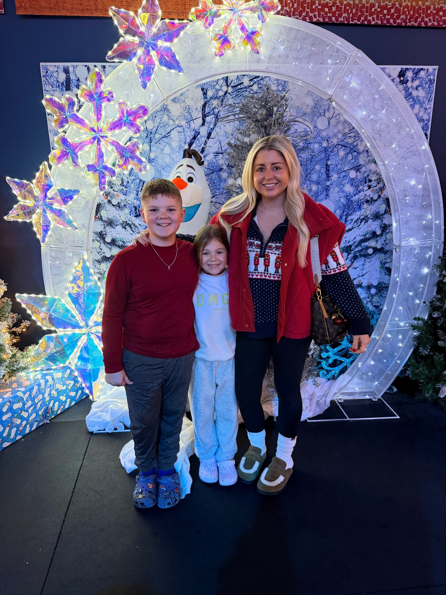 OOTD 
Small vest 
Large sweater 
Align leggings 
Cloud bra 
Clogs tts

#LTKHoliday #LTKFindsUnder100 #LTKootd