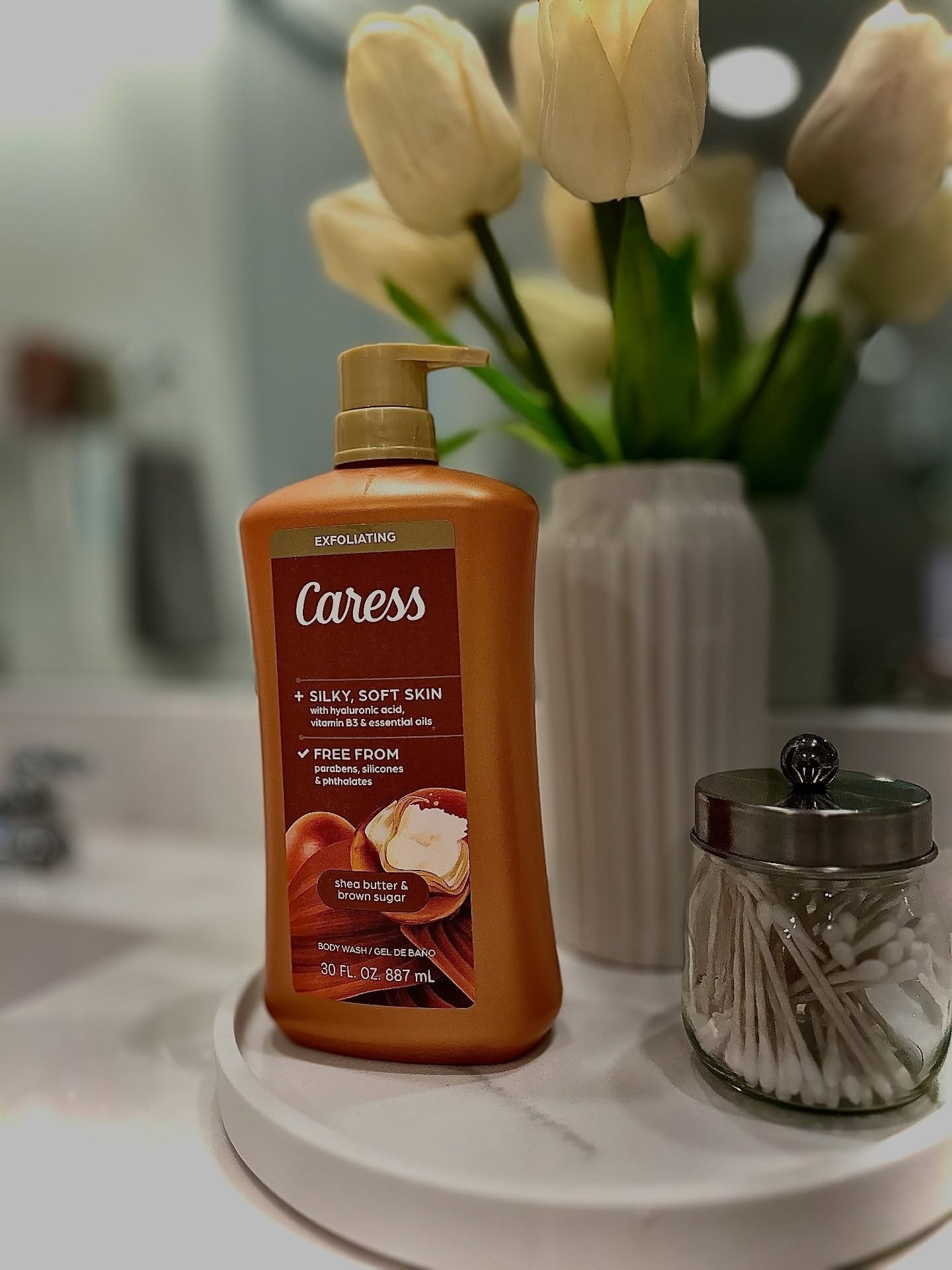 ✨ Silky soft skin starts in the shower ✨
Indulge in the rich blend of shea butter & brown sugar with Caress Exfoliating Body Wash. Your skin will thank you. 🛁💛
@influenster #complimentary @Caress #caress #caressbodywash #sparkyoursenses 
#CaressSkin #SelfCareRoutine #GlowingSkinGoals #ShowerEssentials #SmoothSkinEveryday #BodyCareObsessed #SkincareLover #SoftSkinFeels #SheaButterLove #BrownSugarGlow