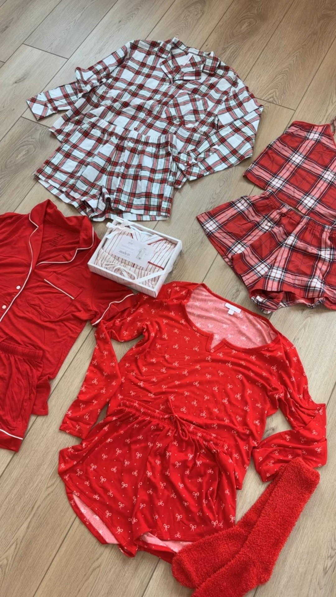 Target Holiday pjs! These make amazing gifts! 






Christmas pajamas holiday pjs 

#LTKHoliday #LTKSaleAlert #LTKVideo