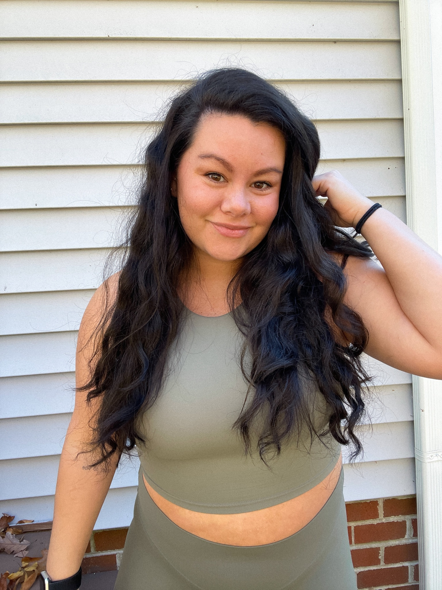 workout set, super comfy for everyday wear as well. 🤍✨ wearing a size L on top and L on bottom but could size down to M in leggings!

#LTKfindsunder50 #LTKGiftGuide #LTKfitness