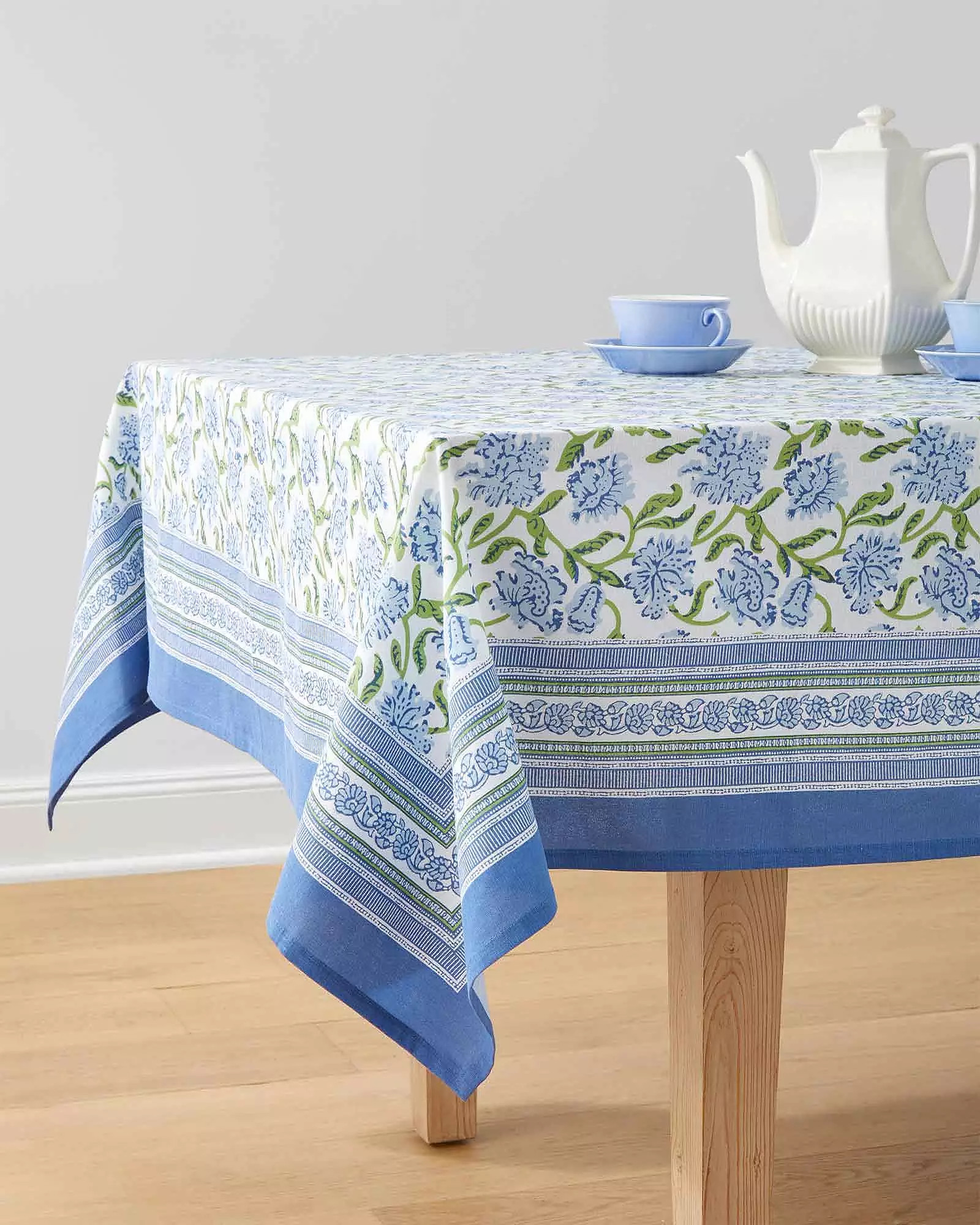 Sintra Tablecloth | Serena and Lily