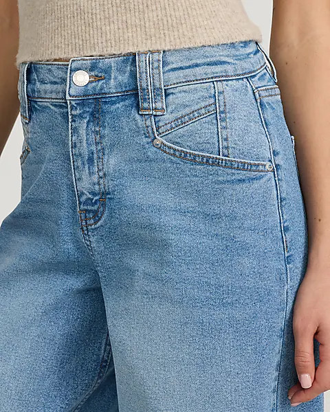High Waisted Light Wash Relaxed Wide Leg Jeans | Express