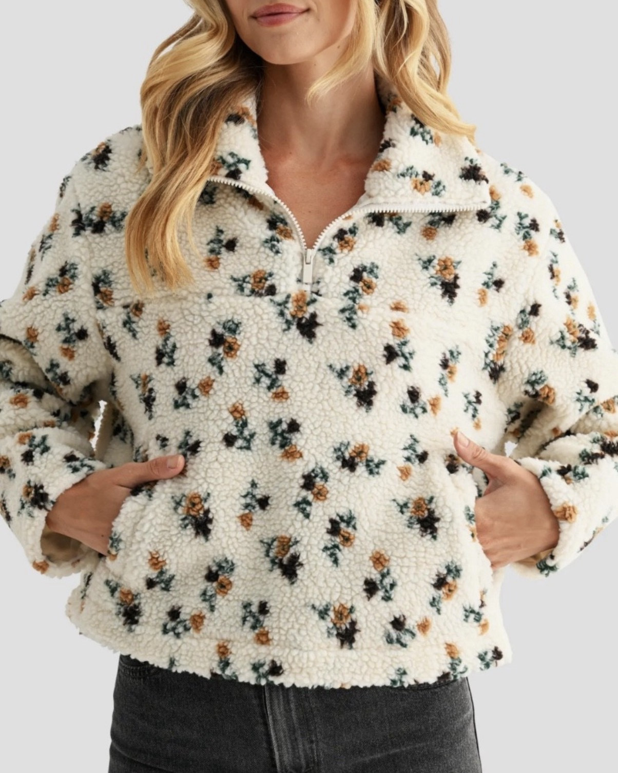 Fleece pullover 
Fleece jacket 
Fall outfit 

#LTKStyleTip #LTKSaleAlert #LTKSeasonal