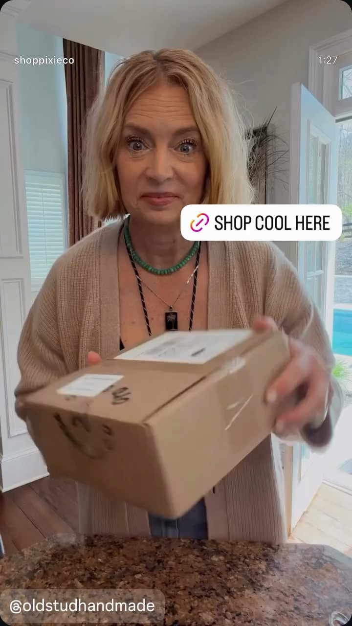 See @shoppixieco on Instagram 