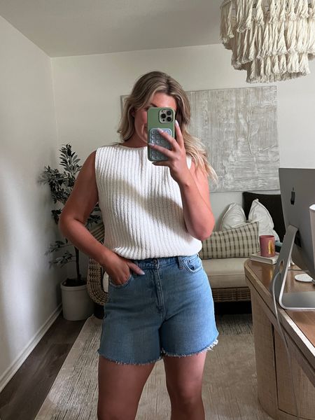 Abercrombie shorts sale!! My go to denim shorts every summer! These are the high rise dad shorts in Medium! 25% off all shorts & 15% off everything else! Use code AFSHORTS !! 

#LTKStyleTip #LTKSaleAlert
