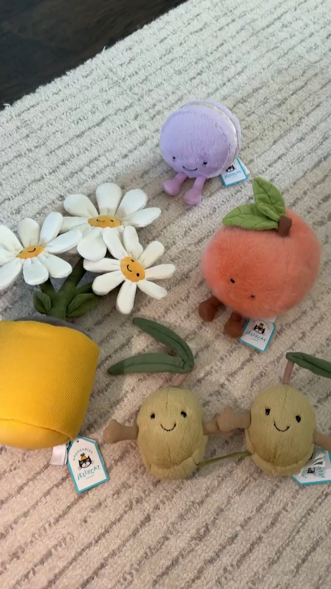 Are your kids living jellycats too?
They are adorable…and make the sweetest gift ideas for kids 
@jellycat 

#LTKmomlife #LTKKids #LTKSeasonal