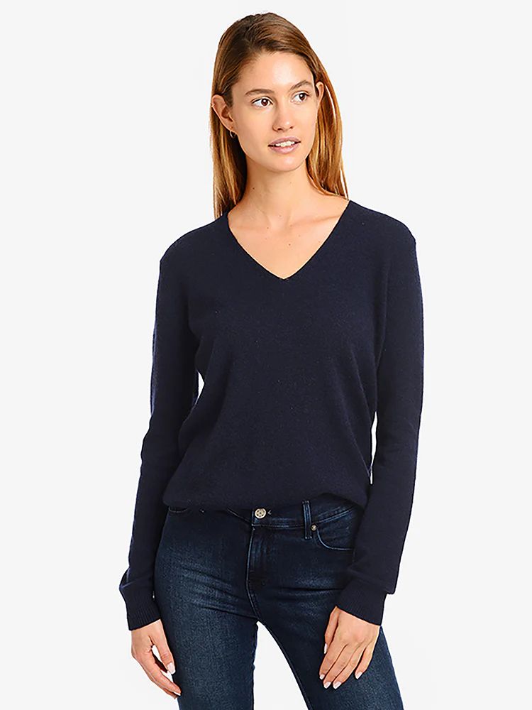 Women's Cashmere Oversized V-Neck Willow Sweater - Mott & Bow | Mott & Bow