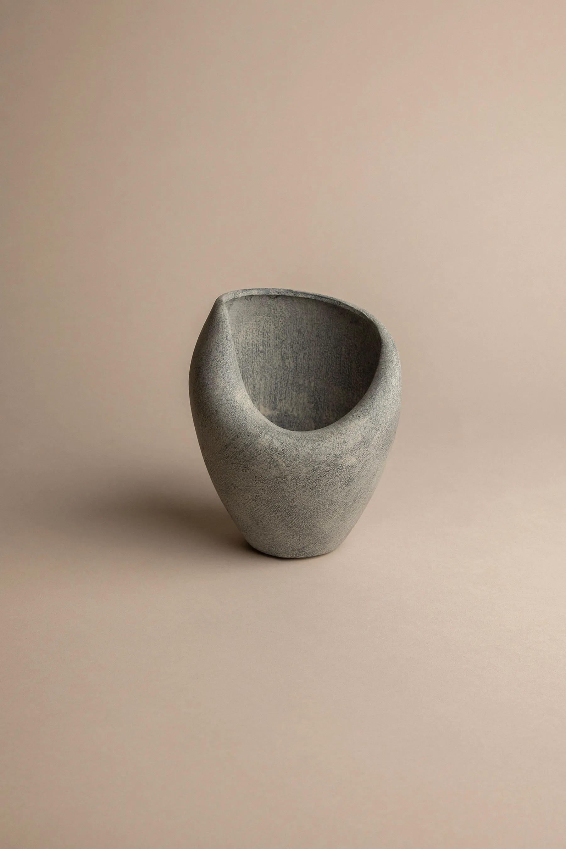 SINU VASE | OAK + FORT