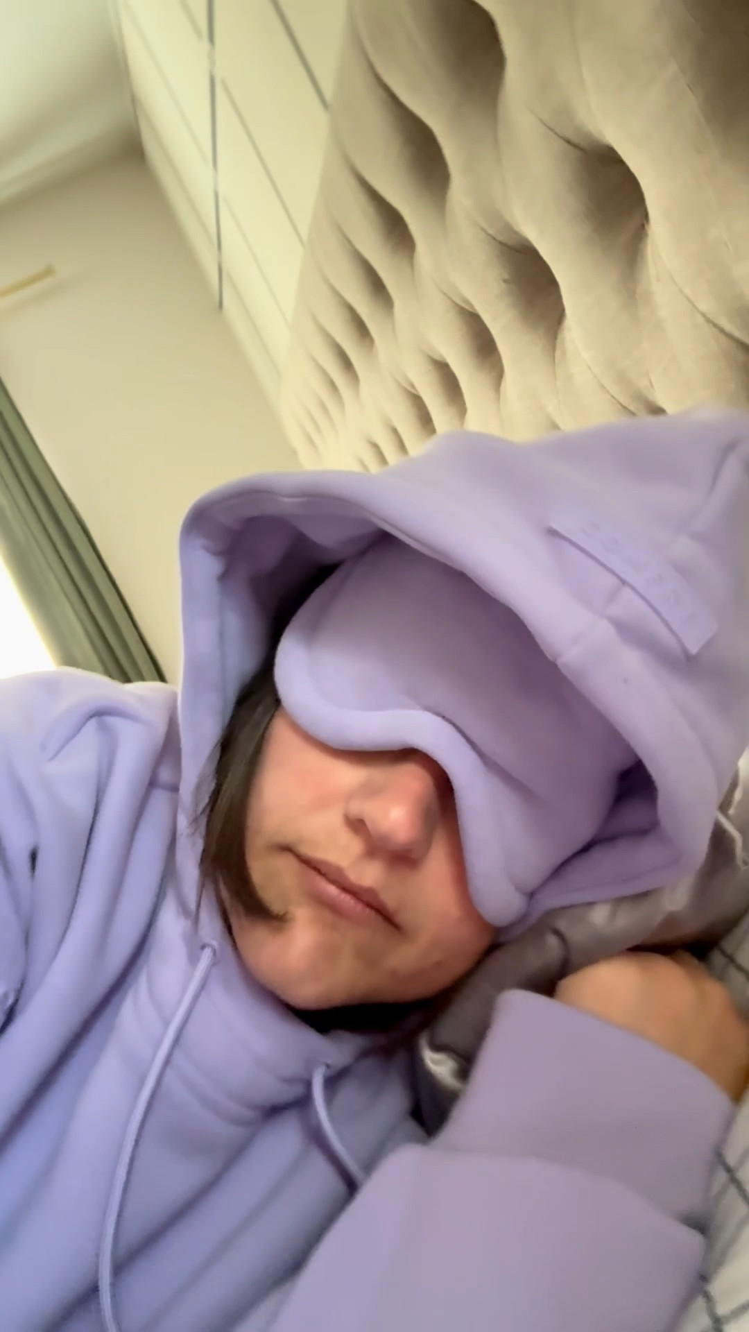 The Hoodie I Can Nap In Without Overheating 🤍

I fully expected to wake up sweating…but this did NOT disappoint 😅

Took a “quick” afternoon nap in my Comfrt hoodie and stayed perfectly cozy the whole time. No overheating, no tossing, just ✨out✨

If you love being warm but hate that suffocating, too-hot feeling…this is it.

Linking the exact one I’m wearing 🫶

#ltkfinds #cozystyle #everydaycomfort #loungwear #momlife

#LTKmomlife #LTKTravel #LTKSaleAlert