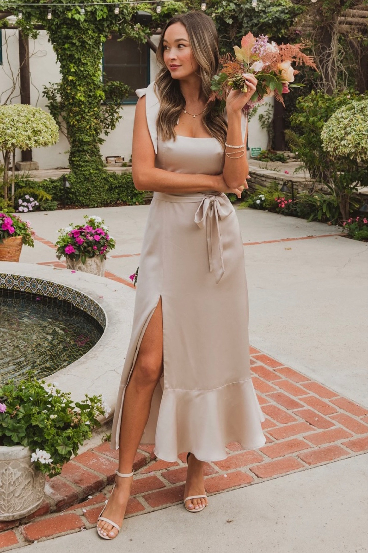 show me the ring bridesmaid dresses style_bytay on LTK Size:2X-Large/18-18.5 Neck/36-37 Sleeve The square neckline gives SS Archives A-Line Plus-Size Formal Dresses