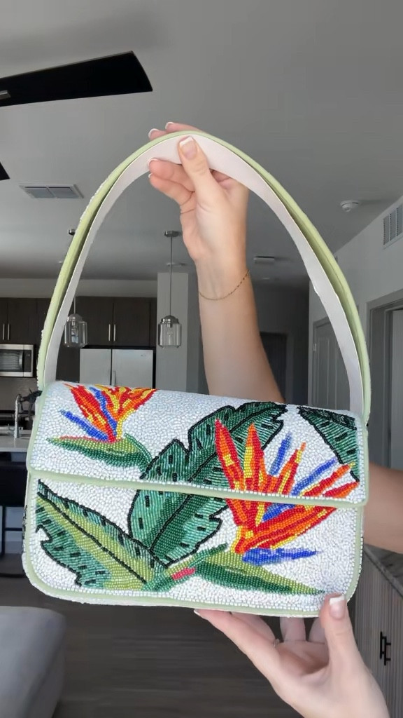 STAUD has the perfect seasonal bags 🌺 A new obsession! 

#LTKSpringSale #LTKWedding #LTKTravel