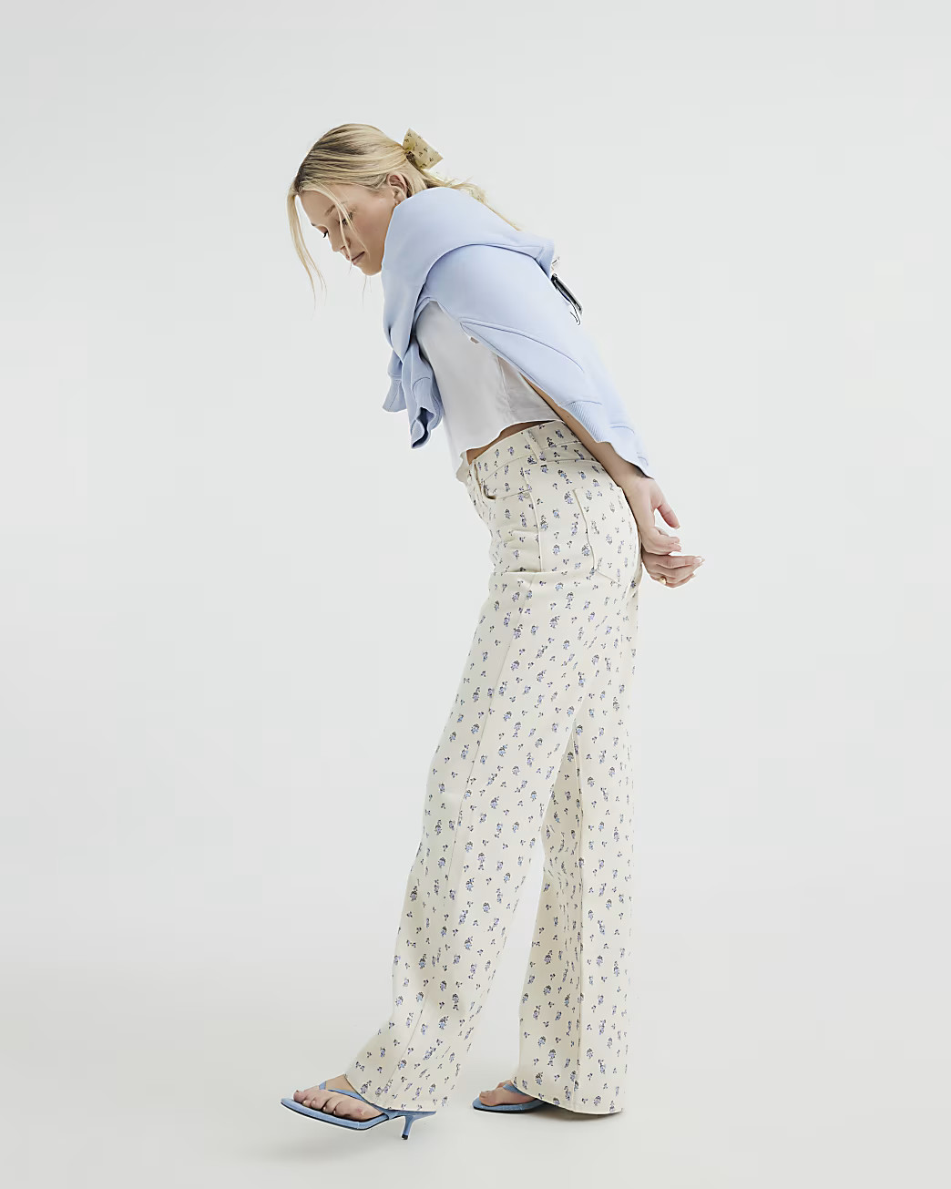 White Relaxed Straight Ditsy Floral Jeans | River Island UK & IE