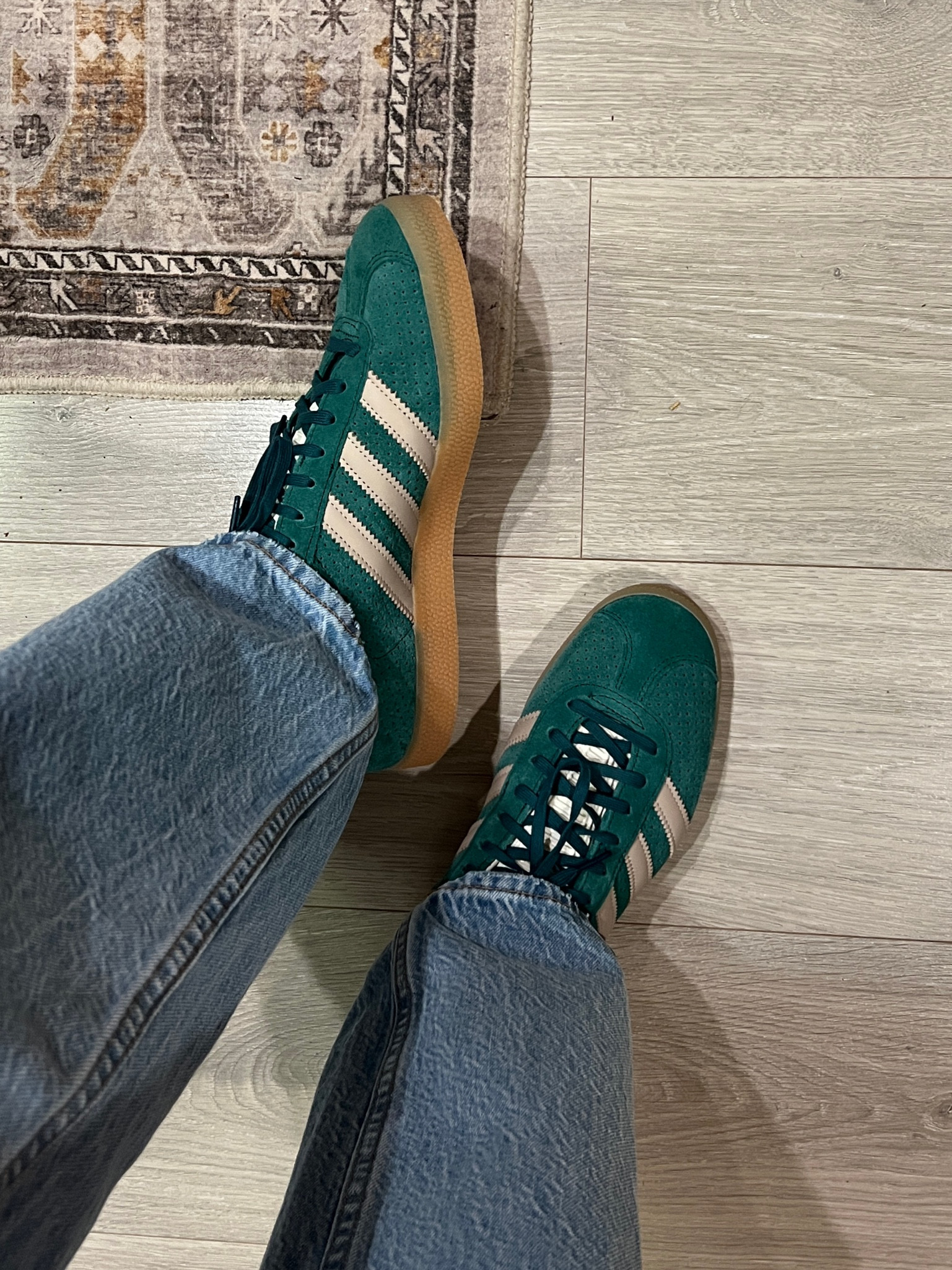 The ultimate sneaker goals😍 I want one in every color now! These will be my go-to shoes from now on.

Linking three different green Adidias Gazelle’s in hopes you find your size. I wear a men’s size 8!



#LTKTravel #LTKShoeCrush #LTKActive