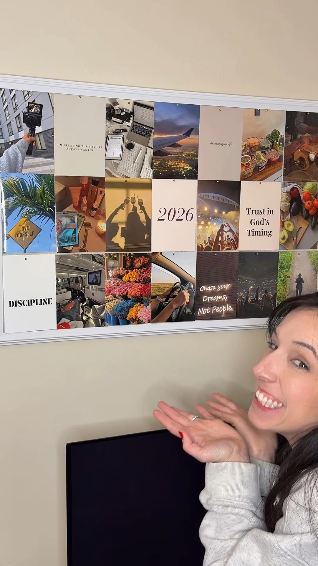 Putting up my 2026 energy 💅⚡️ #fyp #visionboard #2026visionboard

#LTKFindsUnder50 #LTKSaleAlert #LTKHome