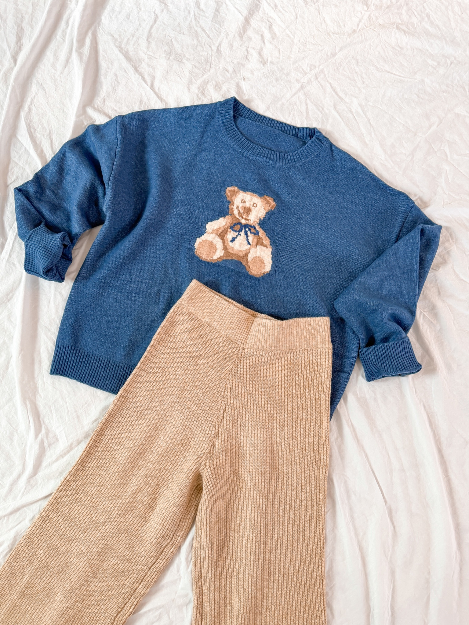 Teddy Bear sweater and knit pants 

#LTKHoliday #LTKFindsUnder50 #LTKGiftGuide