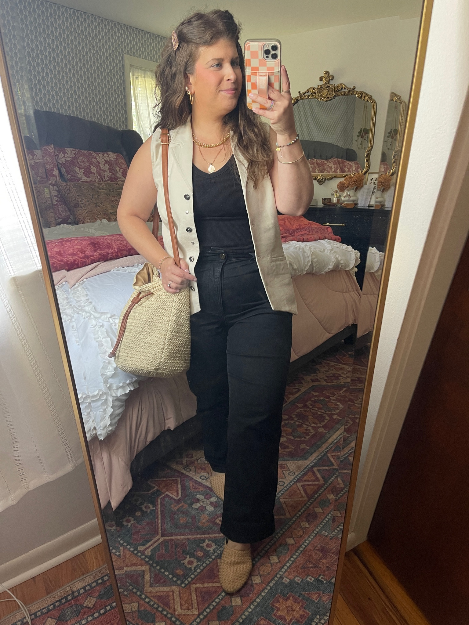 Neutral outfit for fall. The vest from universal standard is perfect layered over a black tank. I love this vest, it’s linen. These black jeans from universal standard are straight leg & so comfortable. Everything fits tts



#LTKSeasonal #LTKFindsUnder100 #LTKStyleTip